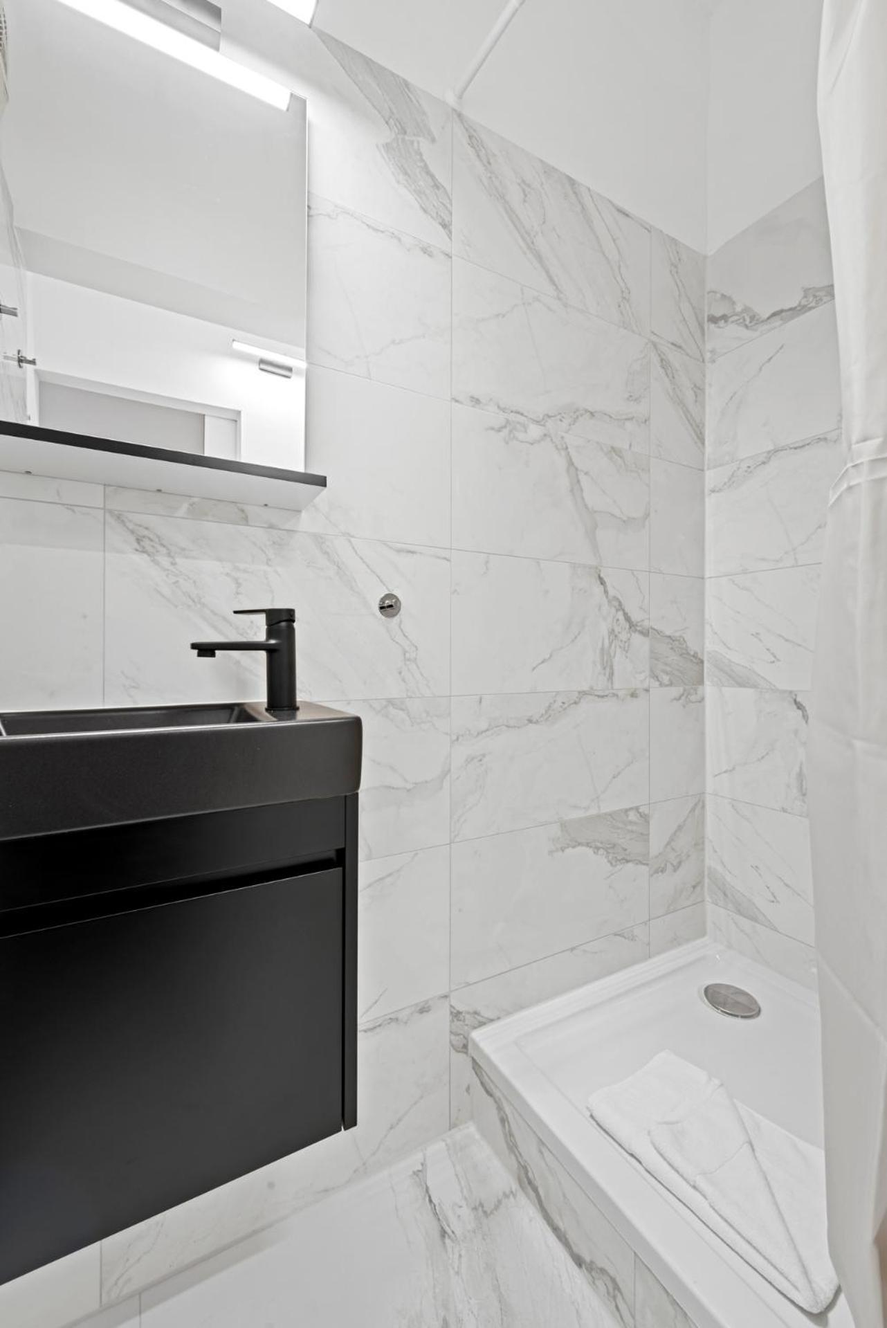 Cozy City Apartment - 15 Min To City-Centre - Contactless 24H Check-In Wien Eksteriør billede