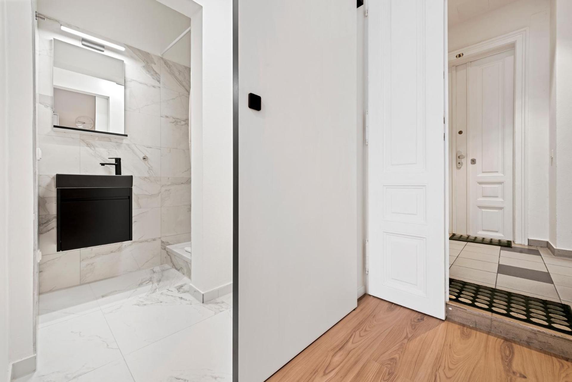 Cozy City Apartment - 15 Min To City-Centre - Contactless 24H Check-In Wien Eksteriør billede